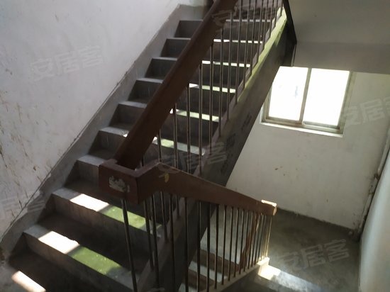 恒大建材市场公寓 