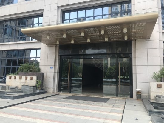 新捷创营运中心