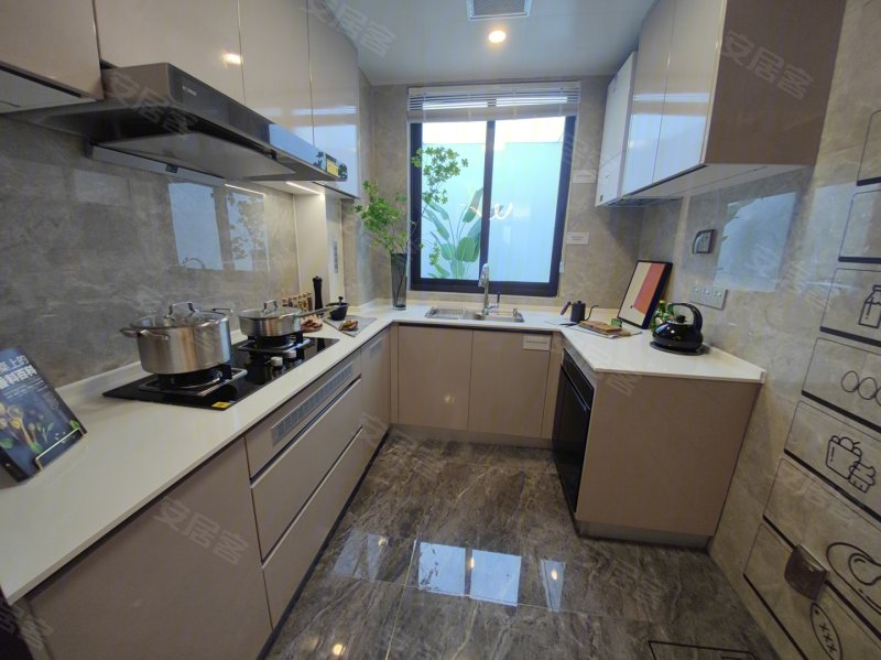 260万起急售马群花园城来电享受特惠无装修包