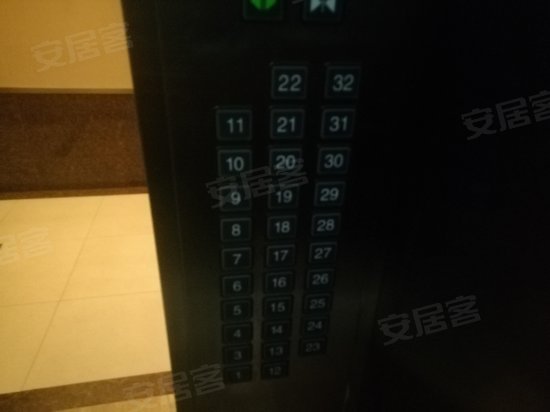 高速滨湖时代广场 