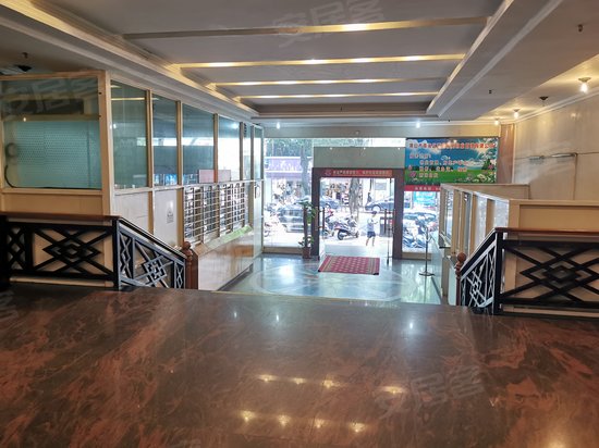 西樵房地产大厦 