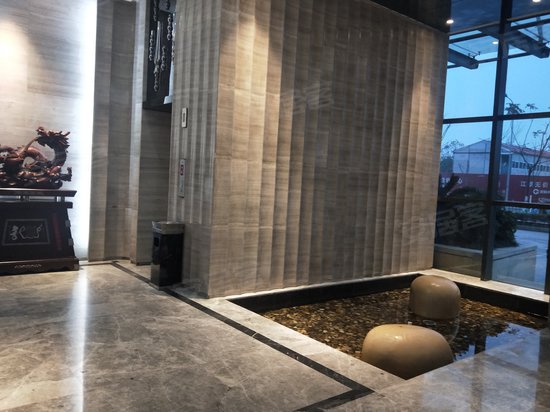 布利杰置业大厦 