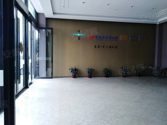 虹桥VEG(微格)创意园 