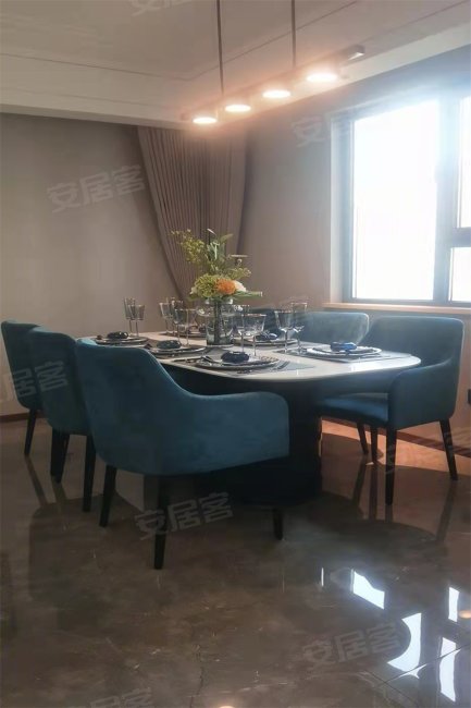 中铁沣河湾3室2厅1卫99㎡南北144万