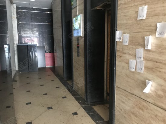 君临天下商务楼 