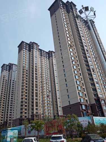 万腾凤凰城一期,新兴大街