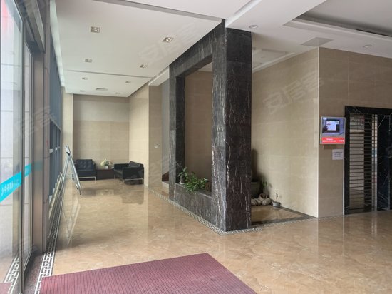 全宇通商务中心 