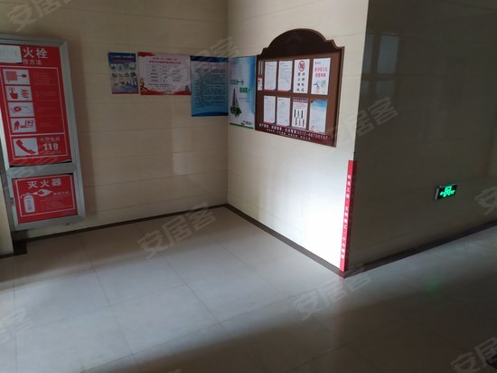 高铁新城圆融广场 