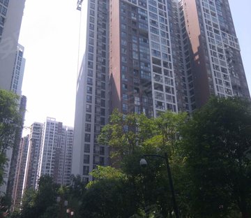 傲城