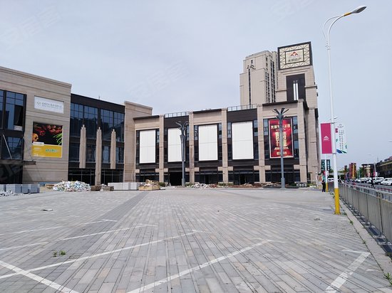 西郊乐缤纷广场 