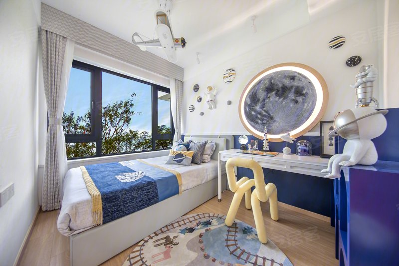 宝龙旭辉城  4室2厅2卫 127m 朝南