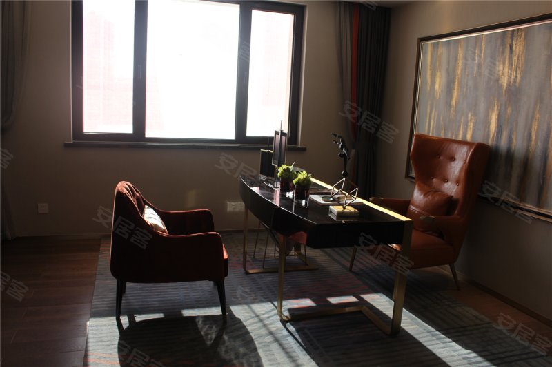 星海长岛(新房)4室2厅2卫203㎡南北447万