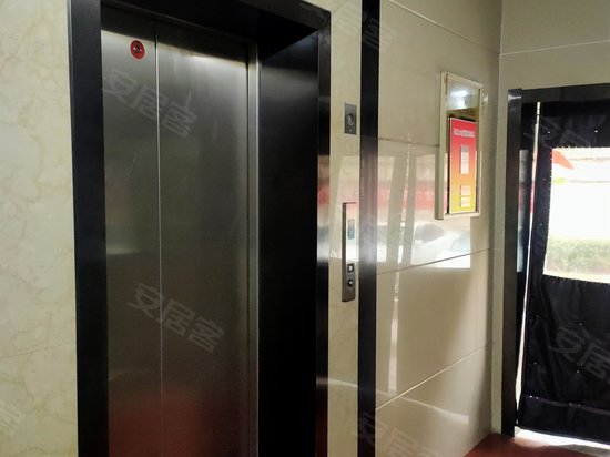 竹叶山创业大厦 