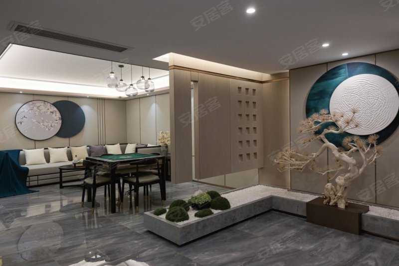 铂悦春秋(新房)6室3厅3卫165㎡南403万