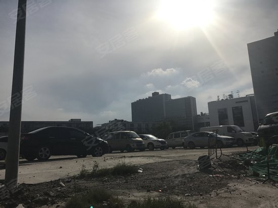 元下田商业广场 