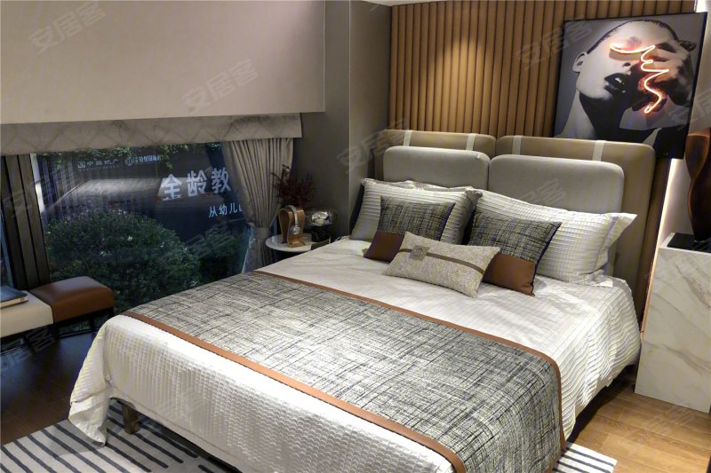 中海铂悦公馆(新房)1室2厅2卫40㎡北40万