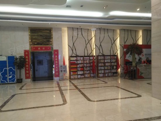 龙岗硅谷动力电子商务港 