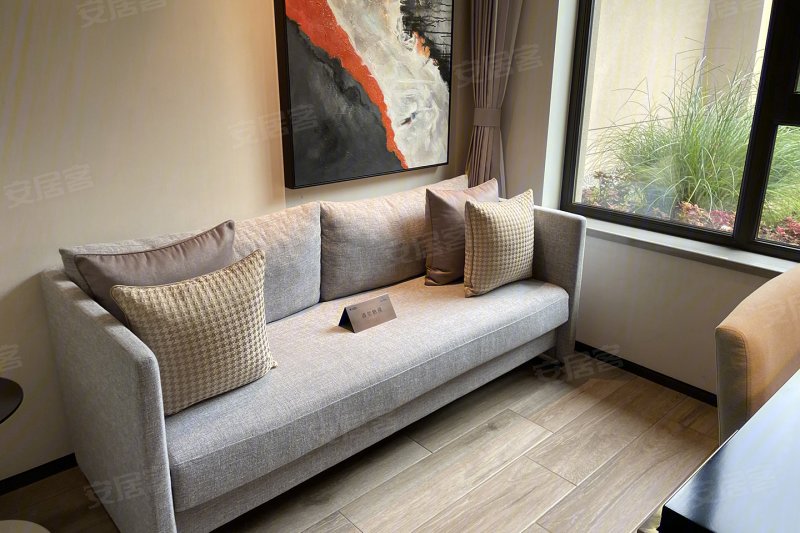 永威梅隆樾3室2厅2卫119.71㎡南84万