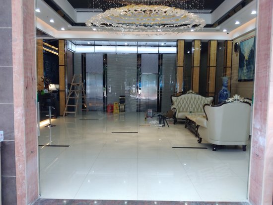 丽阁商务中心(办公) 