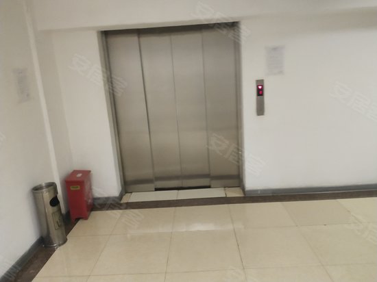 福克斯连锁商务大厦(沪光东路) 