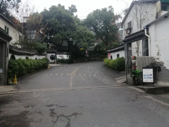 凤凰文创小镇1138园区 