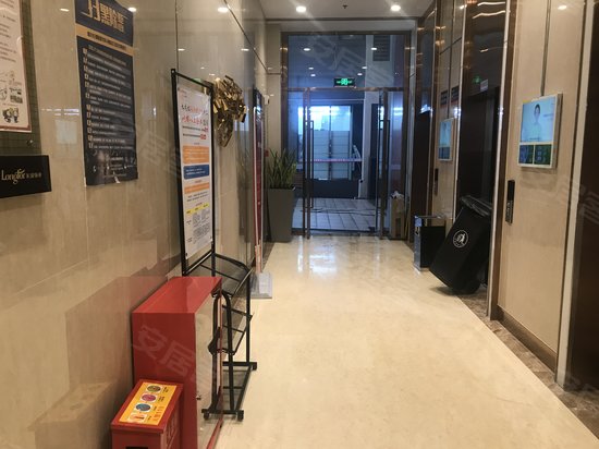 龙湖新壹城(商住楼) 