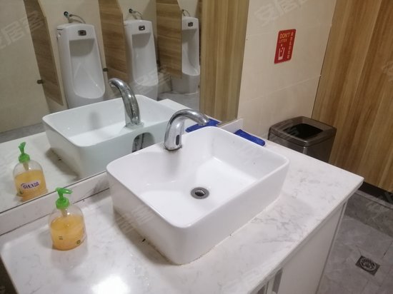 笨鸟科技研发中心 