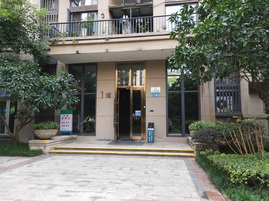 保利江上明珠X-LOFT 