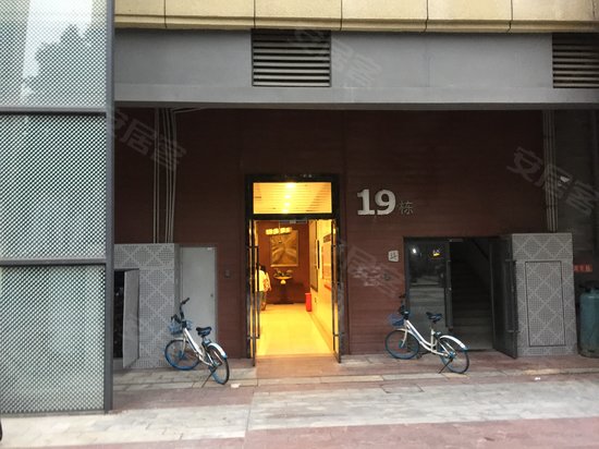 龙湖时代天街(商住楼)