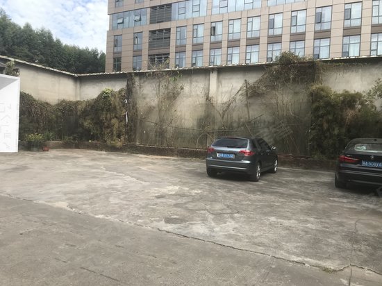 广东铁路投资大厦 