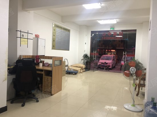 玉龙腾瑞商务大厦 