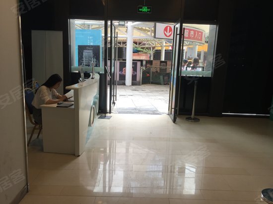 绿地璀璨天城(商住楼) 