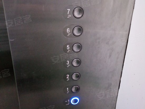 动漫大场文景楼 