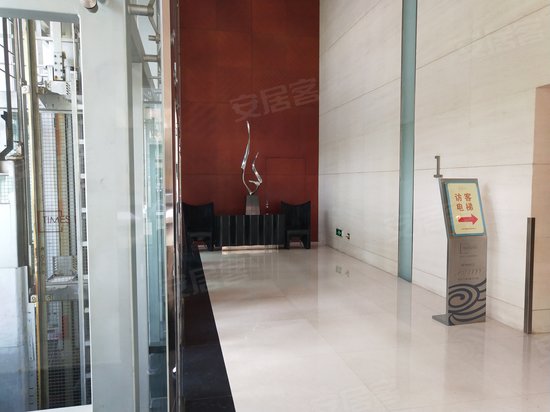 时代广场写字间 