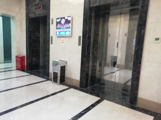 克莱里雅商务楼 