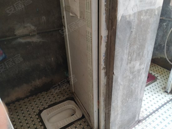 朝安路下石工业区5座 