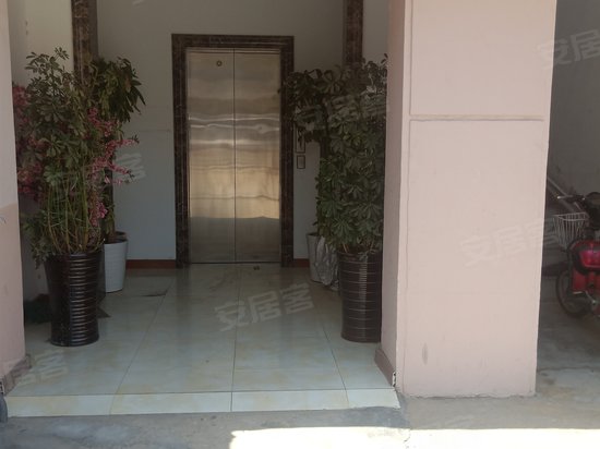 钜孚隆都市工业楼 