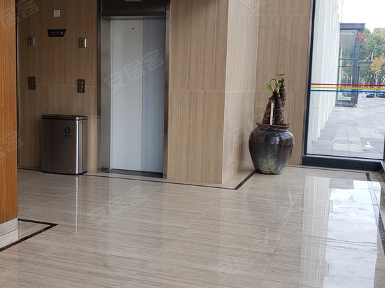 金色港湾MIMI空间 