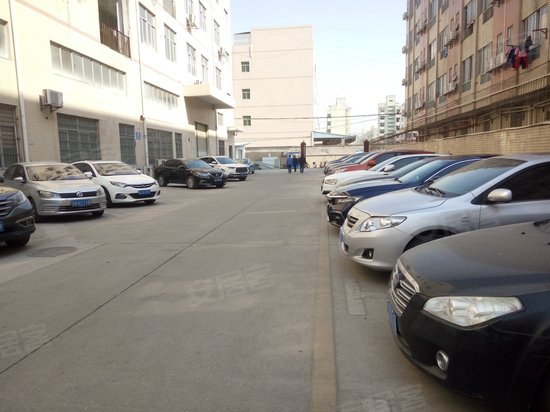 万丰西部创业园 