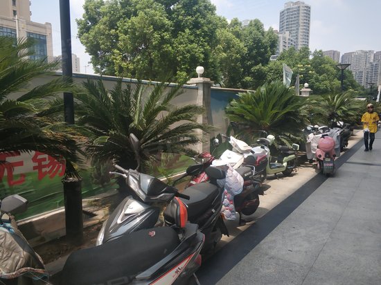 香榭水岸公寓大楼 