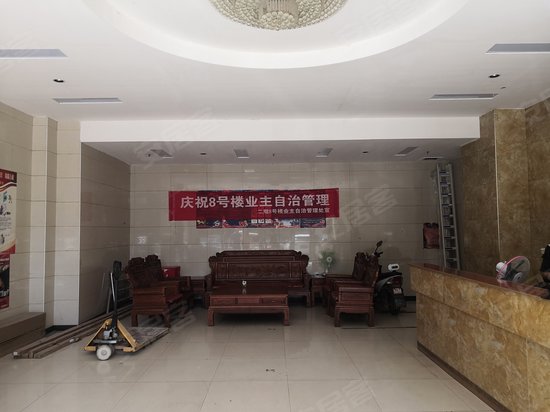 名门世家八号楼 