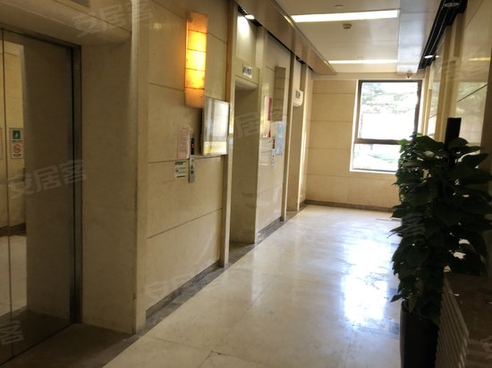 汇银金融商务中心 