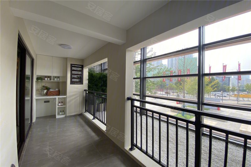 央企交房有保障团购16w起东风渠畔出门双地铁口