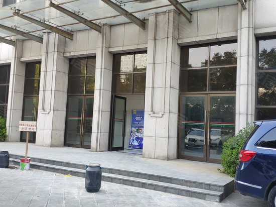 江西金铃总部经济大厦 