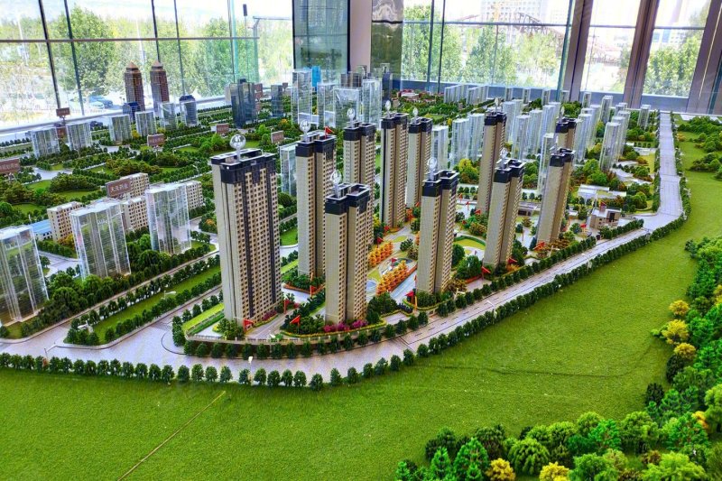 彭家坪西路与西坪街交汇处(中央生态公园向西100米)-兰州保利大都汇