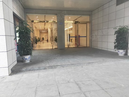 中铁云时代广场 