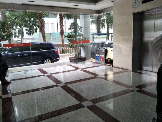 深圳发展银行南头大厦 