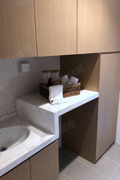 大连保利天禧7室4厅7卫409㎡南北573万