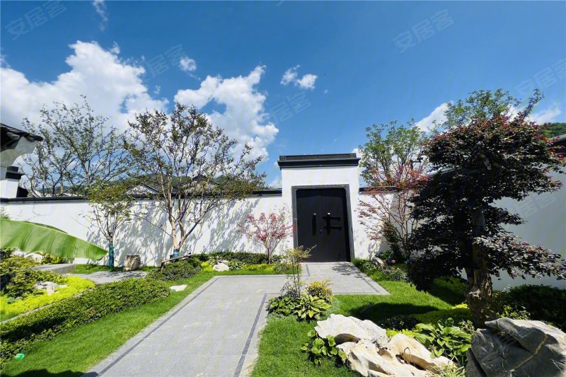 蓝城栾川春风江南