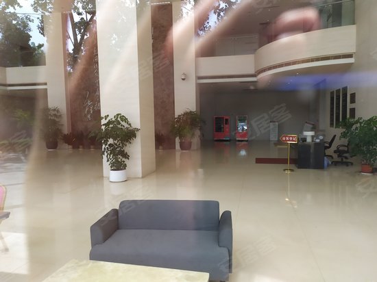 华仁逸景国际大厦 